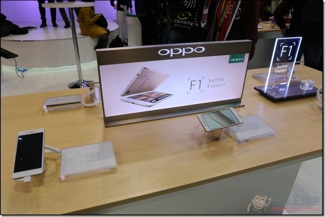 OPPO-MWC2016-05 OPPO-MWC2016-05