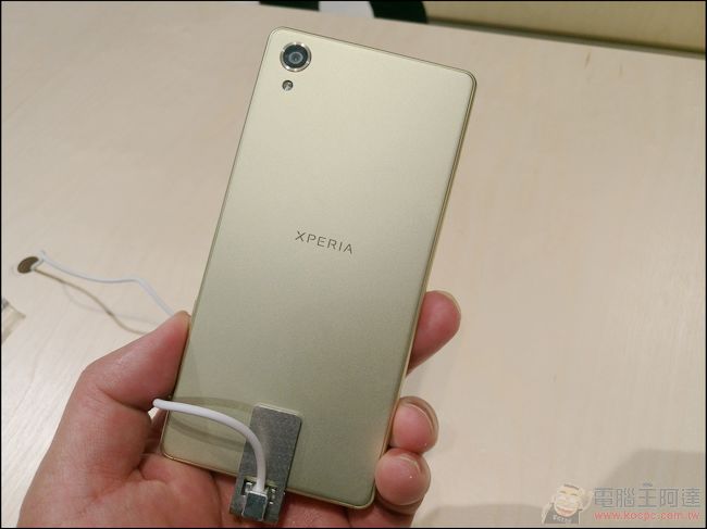 【MWC2016】Sony全新Xperia X系列旗艦動手玩,並帶來四款豐富生活的智慧產品 - 電腦王阿達 IMAG1859