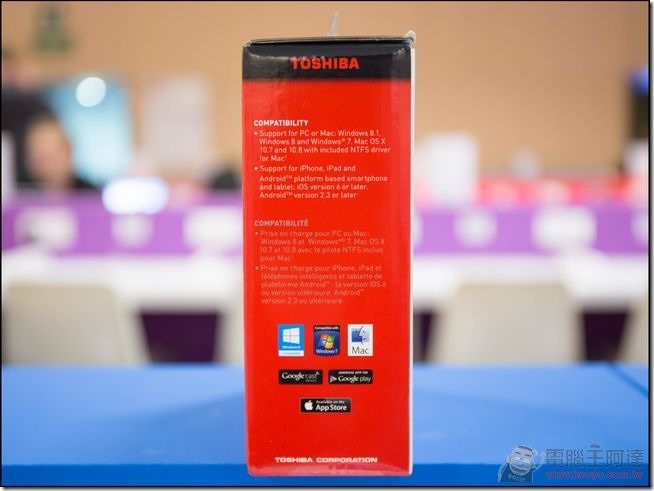 Toshiba-Canvio-AeroCast-04 Toshiba-Canvio-AeroCast-04
