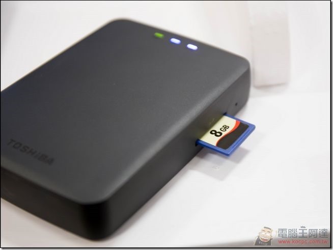 Toshiba-Canvio-AeroCast-31 Toshiba-Canvio-AeroCast-31