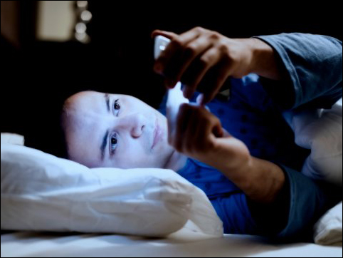 phone-iphone-insomnia-sleep-bed-night.jpg Phone iphone insomnia sleep bed night