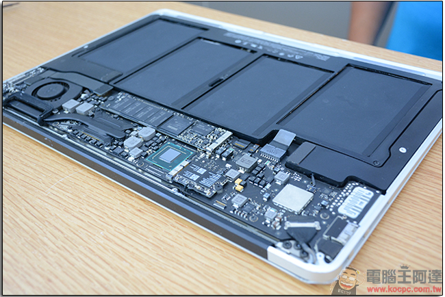 iPhone維修/iPad維修/MacBook維修推薦!全台唯一擁有電池/主機板/Retina螢幕翻修技術的Dr.A維修中心 - 電腦王阿達 03