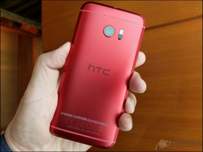 內斂設計綻放閃耀風芒 HTC 10全新日系客製色彩夕光紅登場 - 電腦王阿達 IMAG1924