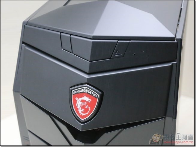 MSI-Aegis-電競桌機開箱-08 MSI-Aegis-電競桌機開箱-08