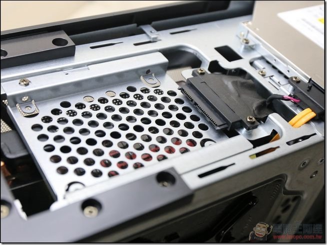 MSI-Aegis-電競桌機開箱-24 MSI-Aegis-電競桌機開箱-24