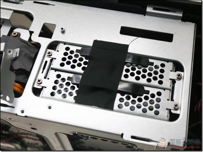 MSI-Aegis-電競桌機開箱-25 MSI-Aegis-電競桌機開箱-25
