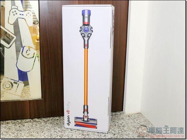 Dyson-V8-Fluffy-01 Dyson-V8-Fluffy-01