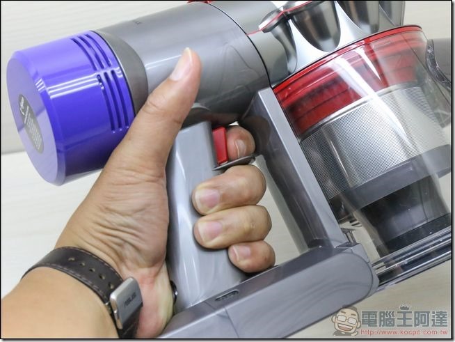 Dyson-V8-Fluffy-10 Dyson-V8-Fluffy-10