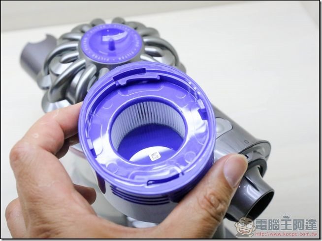 Dyson-V8-Fluffy-15 Dyson-V8-Fluffy-15