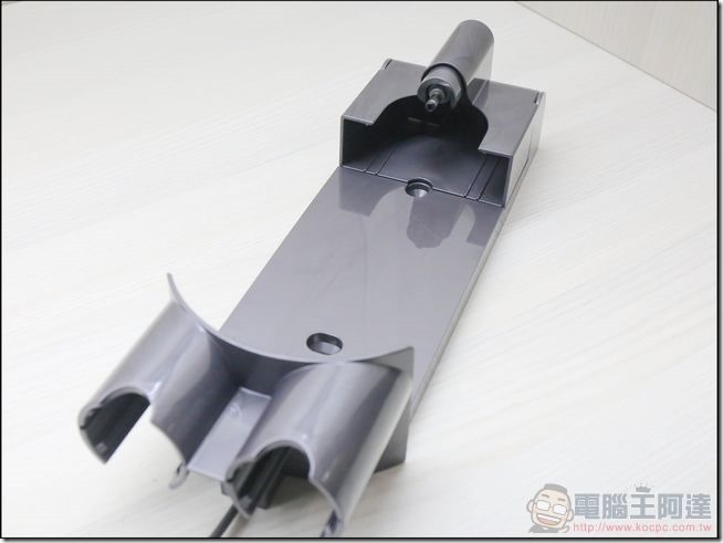 Dyson-V8-Fluffy-17 Dyson-V8-Fluffy-17