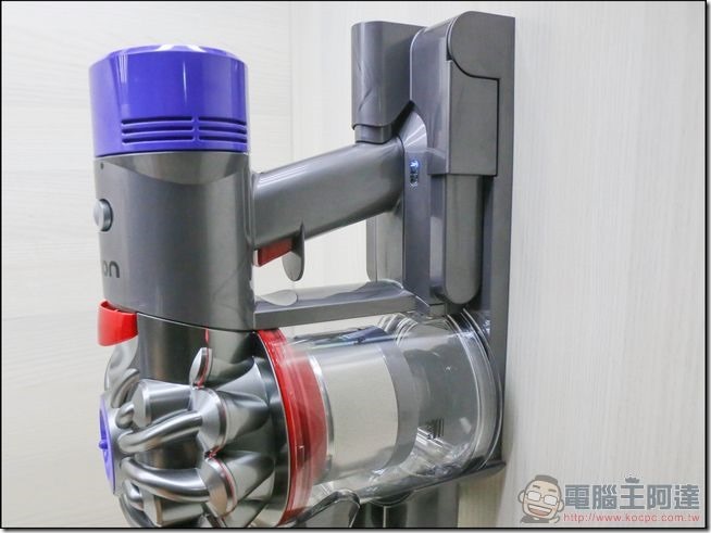 Dyson-V8-Fluffy-19 Dyson-V8-Fluffy-19