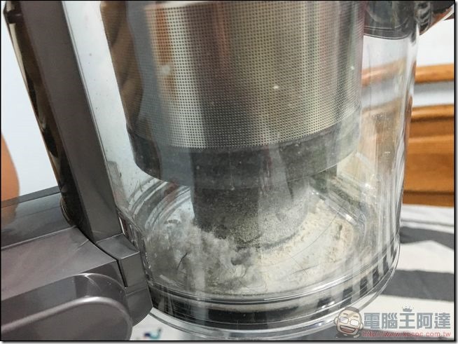 Dyson-V8-Fluffy-31 Dyson-V8-Fluffy-31