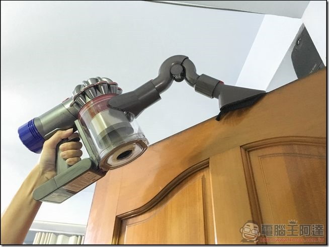 Dyson-V8-Fluffy-50 Dyson-V8-Fluffy-50