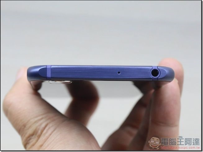 Sharp-AQUOS-P1-開箱-07 Sharp-AQUOS-P1-開箱-07