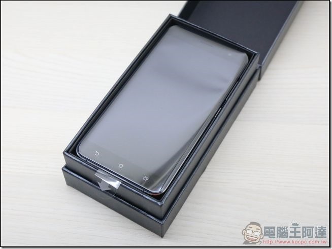 ASUS-ZenFone3-開箱-02 ASUS-ZenFone3-開箱-02