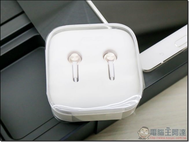 ZenFone3-Ultra-開箱-07 ZenFone3-Ultra-開箱-07