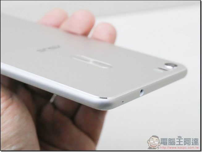 ZenFone3-Ultra-開箱-23 ZenFone3-Ultra-開箱-23