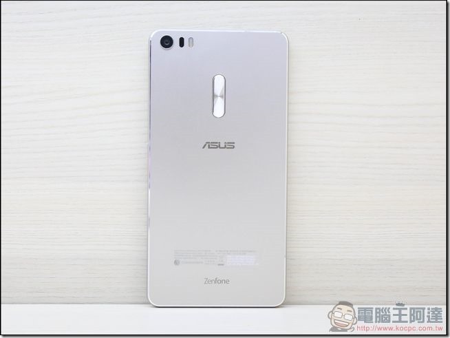 ZenFone3-Ultra-開箱-19 ZenFone3-Ultra-開箱-19