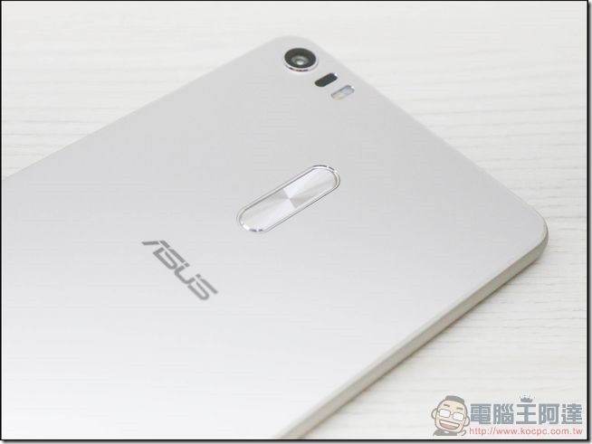 ZenFone3-Ultra-開箱-20 ZenFone3-Ultra-開箱-20