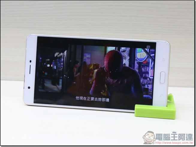 ZenFone3-Ultra-UI-12-1 ZenFone3-Ultra-UI-12-1