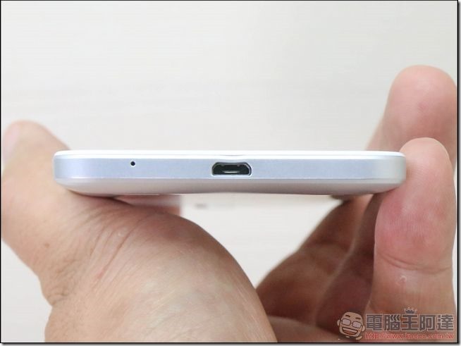 ZTE-Blade-V7-Lite-開箱-06 ZTE-Blade-V7-Lite-開箱-06