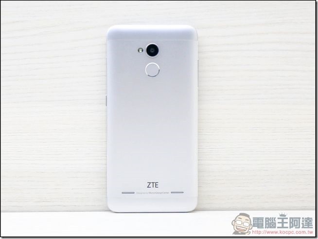 ZTE-Blade-V7-Lite-開箱-11 ZTE-Blade-V7-Lite-開箱-11