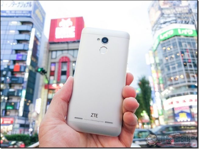ZTE-Blade-V7-Lite-開箱 ZTE-Blade-V7-Lite-開箱