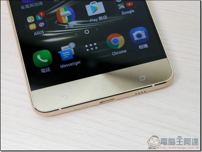 ZenFone 3-Deluxe-開箱-14 ZenFone 3-Deluxe-開箱-14