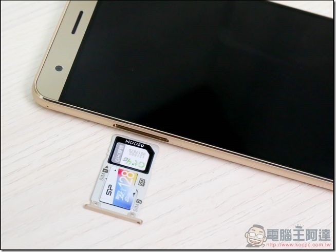 ZenFone 3-Deluxe-開箱-19 ZenFone 3-Deluxe-開箱-19
