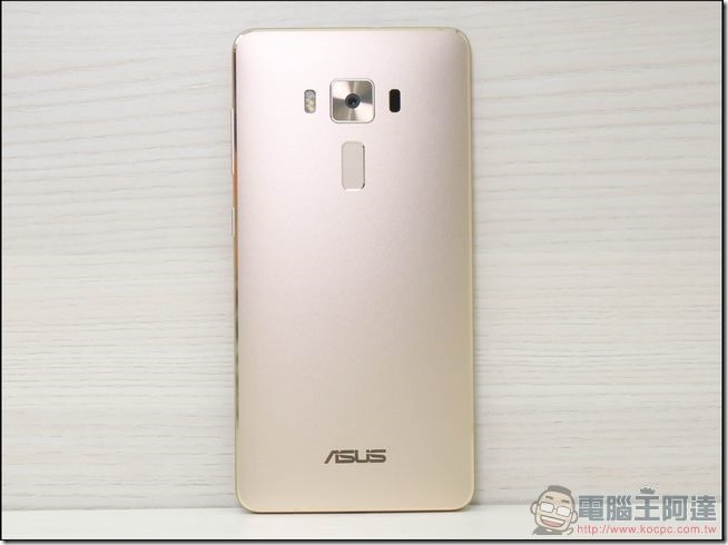 ZenFone 3-Deluxe-開箱-21 ZenFone 3-Deluxe-開箱-21