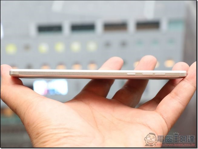 Sharp-Z2-抓寶機開箱-11 Sharp-Z2-抓寶機開箱-11