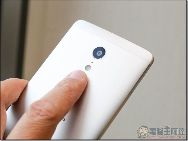 Sharp-Z2-抓寶機開箱-19 Sharp-Z2-抓寶機開箱-19