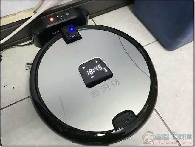 極思維雲守護清潔機器人開箱-31 極思維雲守護清潔機器人開箱-31
