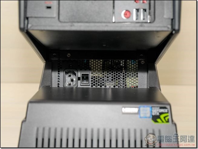 MSI-Aegis-Ti-開箱 19 MSI-Aegis-Ti-開箱 19