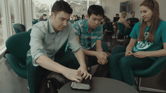 02.gif 02