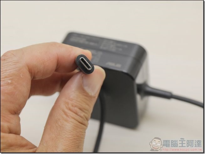 ASUS-ZenBook3-UX390-開箱-08 ASUS-ZenBook3-UX390-開箱-08