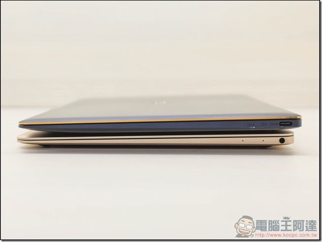 ASUS-ZenBook3-UX390-開箱-49