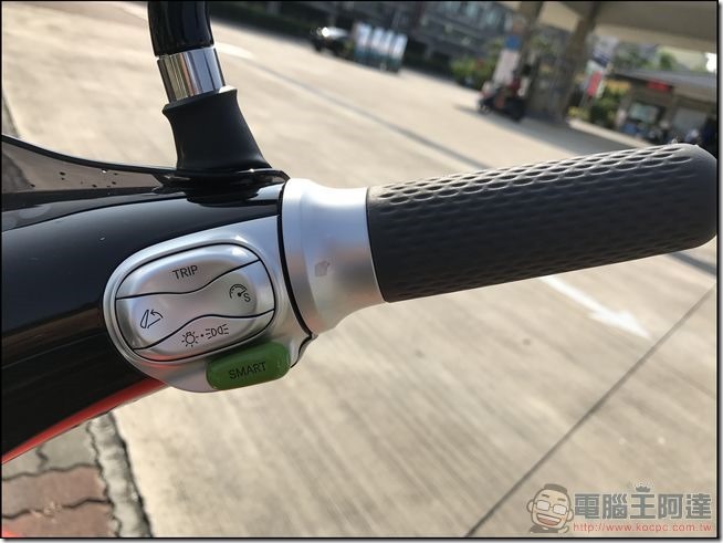 GOGORO-16 GOGORO-16