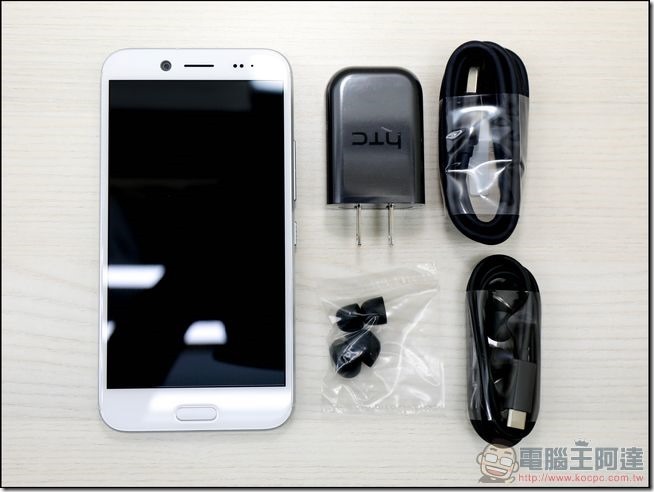 HTC-10-EVO-開箱-02 HTC-10-EVO-開箱-02