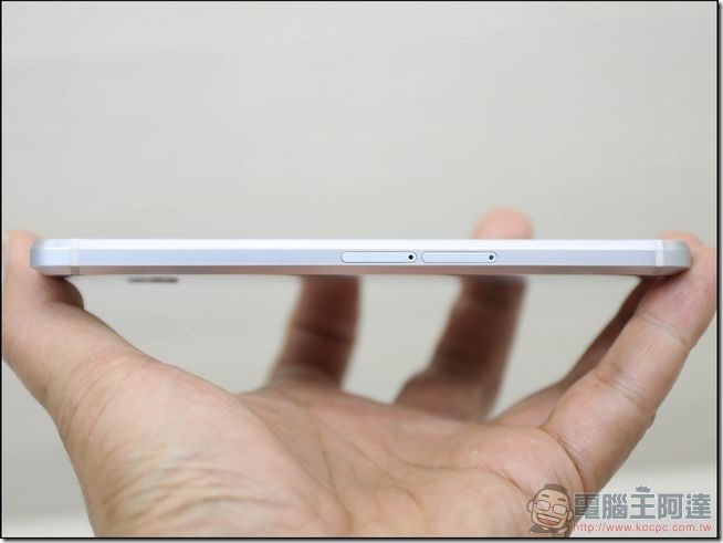 HTC-10-EVO-開箱-12 HTC-10-EVO-開箱-12