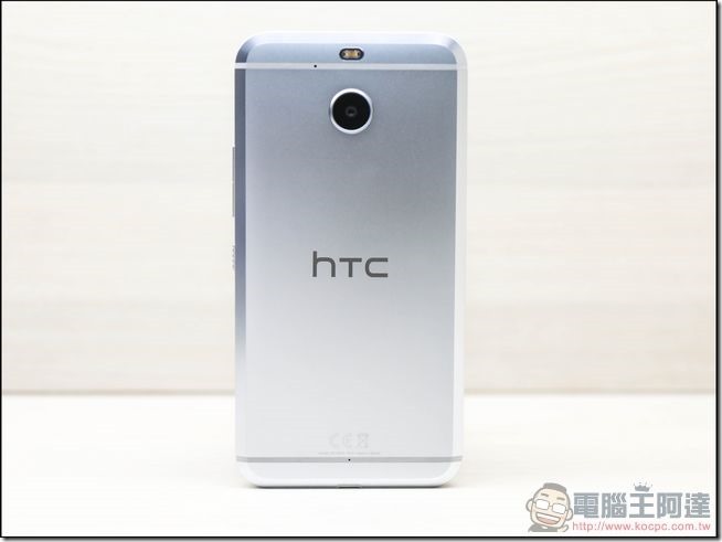 HTC-10-EVO-開箱-14 HTC-10-EVO-開箱-14