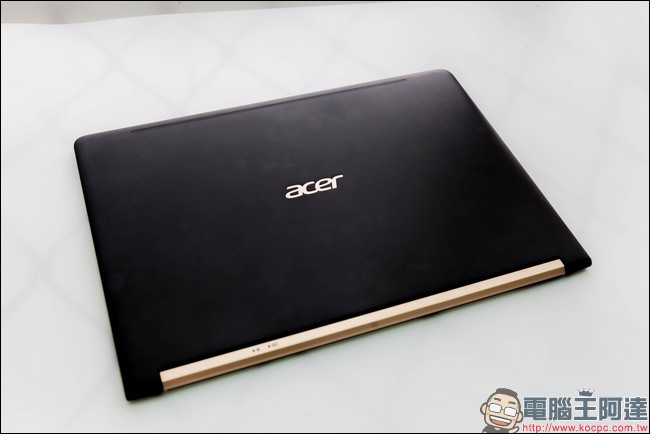 再次重新定義 厚度9.98公厘的極致輕薄ACER Swift 7開箱體驗 - 電腦王阿達 img_6617