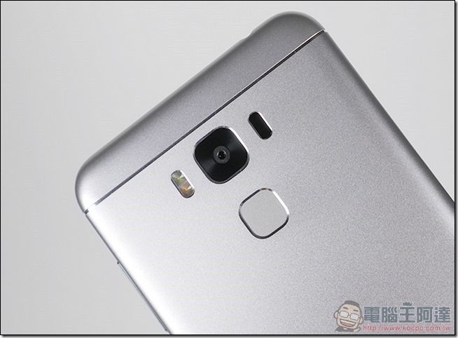 ASUS-ZenFone-3-Max-開箱-19 ASUS-ZenFone-3-Max-開箱-19