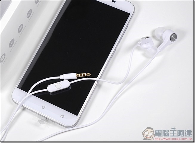 ASUS-ZenFone-3-Max-開箱-23 ASUS-ZenFone-3-Max-開箱-23