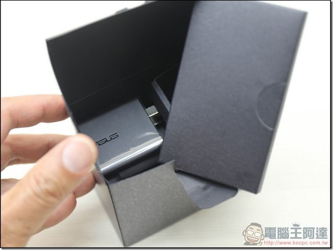 ASUS-ZenWatch3-開箱-06 ASUS-ZenWatch3-開箱-06