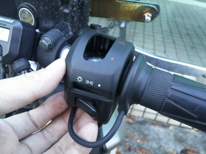 小薛日記16/12/23 自己的車自己修,窮人之摔不起車 - 電腦王阿達 小薛日記16/12/23 自己的車自己修,窮人之摔不起車 - 電腦王阿達