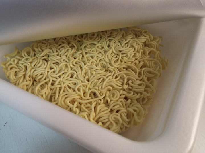 小薛日記16/12/24 聖誕節之我一定要吃蛋糕!(神難吃蛋糕炒麵挑戰) - 電腦王阿達 小薛日記16/12/24 聖誕節之我一定要吃蛋糕!(神難吃蛋糕炒麵挑戰) - 電腦王阿達