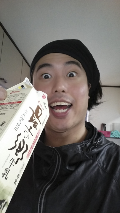 小薛日記16/12/24 聖誕節之我一定要吃蛋糕!(神難吃蛋糕炒麵挑戰) - 電腦王阿達 小薛日記16/12/24 聖誕節之我一定要吃蛋糕!(神難吃蛋糕炒麵挑戰) - 電腦王阿達
