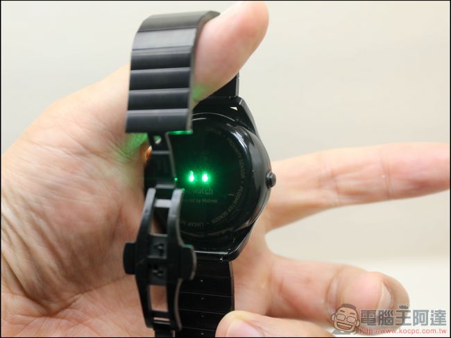 ticwatch2 開箱評測 當前最好的跨平台全功能圓形錶面Smart Watch - 電腦王阿達 ticwatch2 開箱評測 當前最好的跨平台全功能圓形錶面Smart Watch - 電腦王阿達