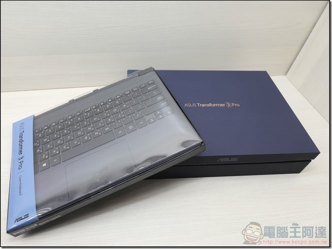 ASUS-Transformer-3-Pro-開箱-01 ASUS-Transformer-3-Pro-開箱-01